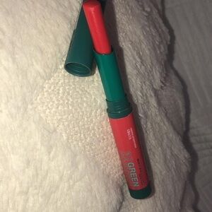 Maybelline green Edition Balmy lip blush and lipstick